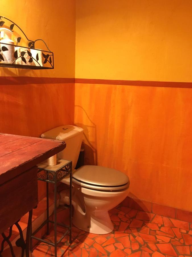 En Bord De Seine Panzió Vétheuil Kültér fotó