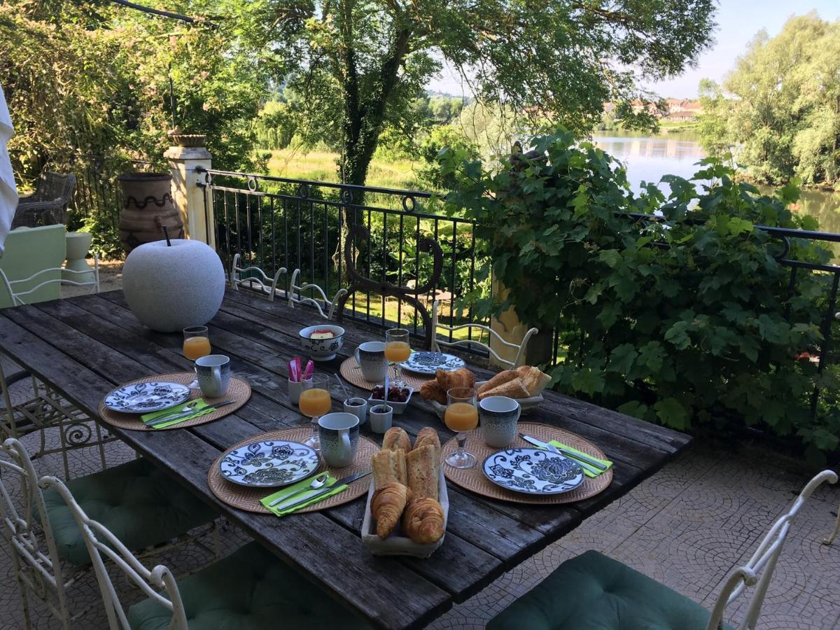 En Bord De Seine Panzió Vétheuil Kültér fotó